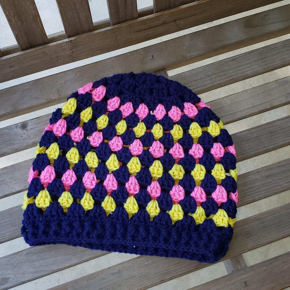 Handmade 💕💛💕beanie - Picture 3 of 3